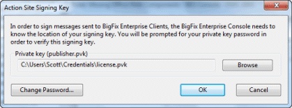 このウィンドウには、「アクション・サイト署名鍵」ダイアログが表示されています。このダイアログで、秘密鍵 (.pvk) の場所を管理したり、アクション署名キーのパスワードを変更したりできます。